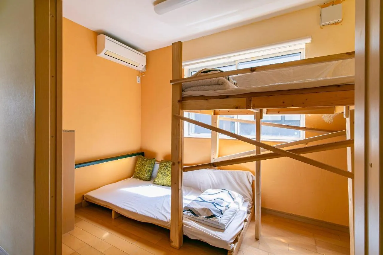 Privatunterkunft Ferienwohnung Jiro De Kamakura