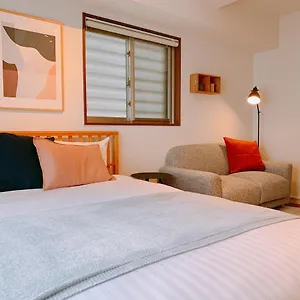  Apartment Dash Living Higashi Azabu Japan